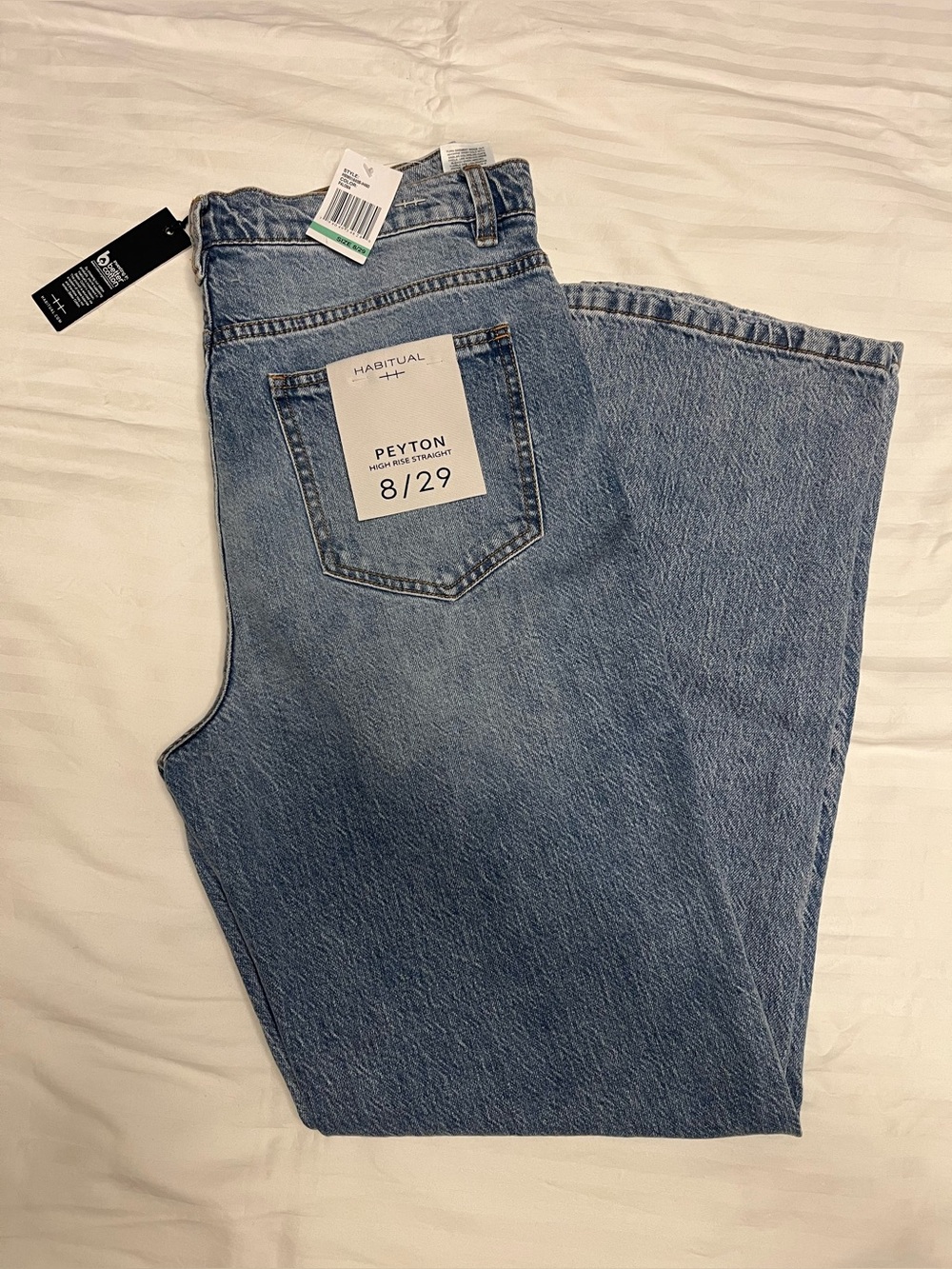 NWT habitual Peyton high rise straight jeans 8/29